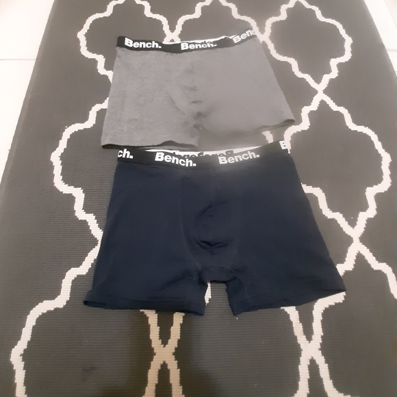 Bench under wear ( 2pc) - Picture 6 of 6